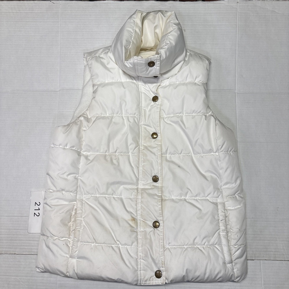 Old Navy Women's White Puffer Vest Size Medium M Quilted Zip Snap Front